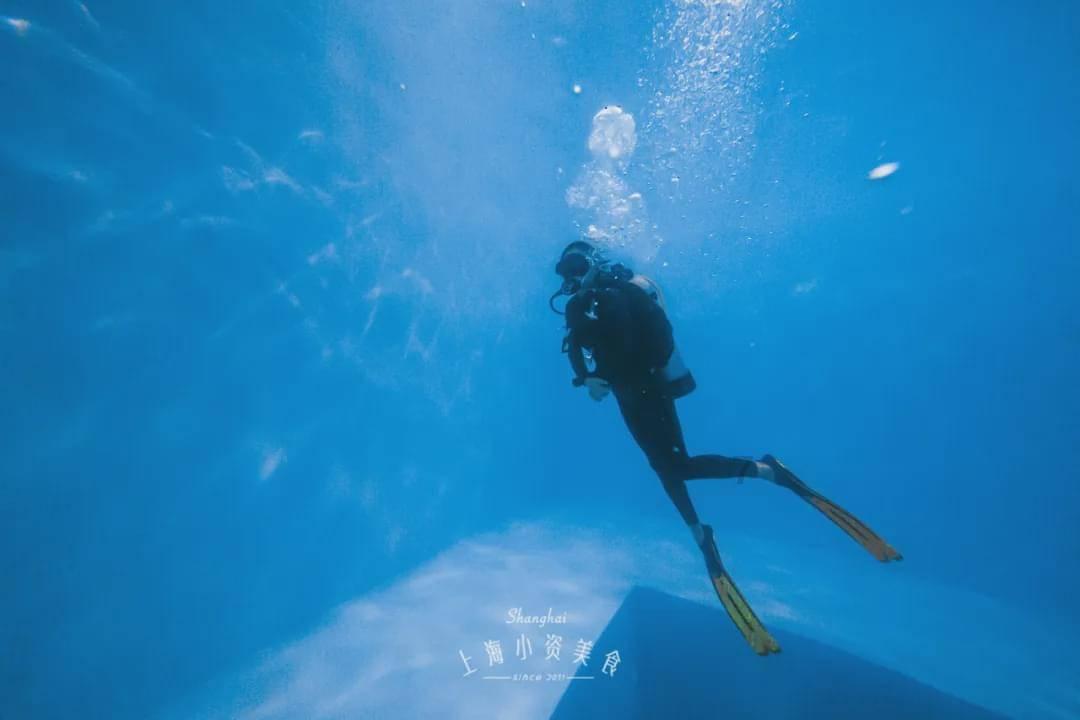 探索为什么越来越多的年轻人开始逃离北上广深?,了解最新热点和趋势!